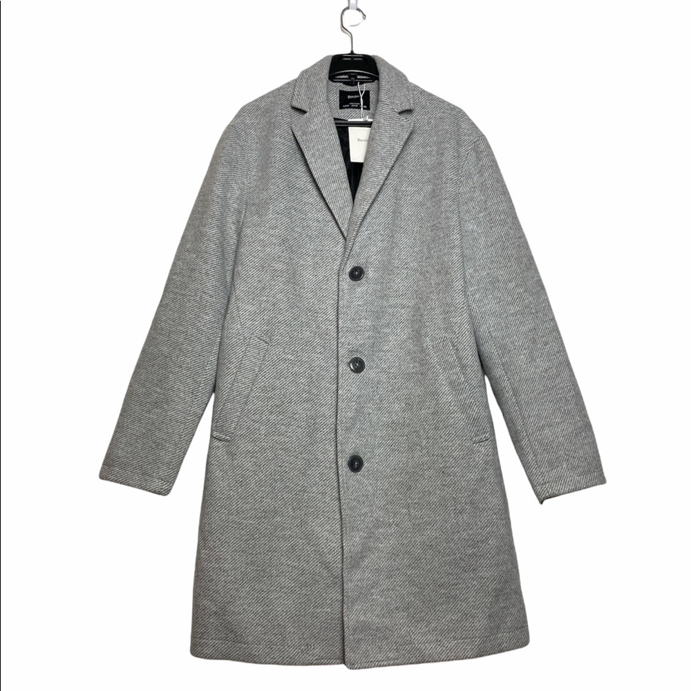 NWT. Bershka Grey Peacoat. Size M.
